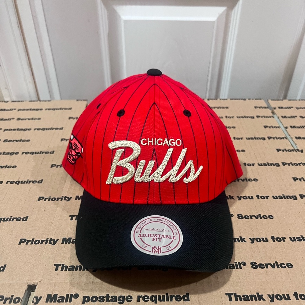 Chicago Bulls Mitchell & Ness Pin Stripe Red Hat
